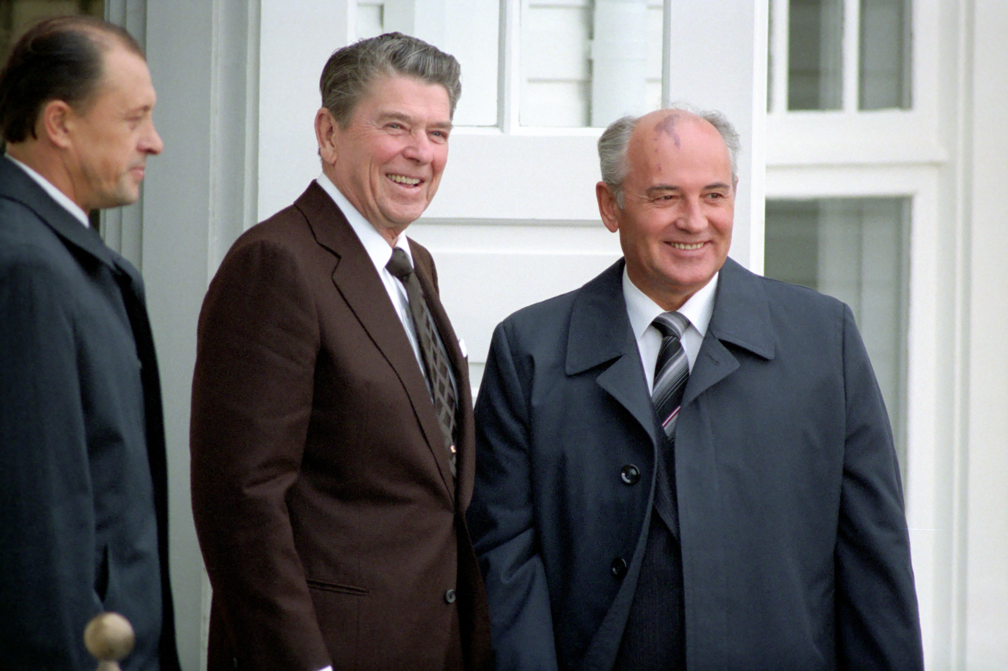 reagan gorbachev reykjavik 