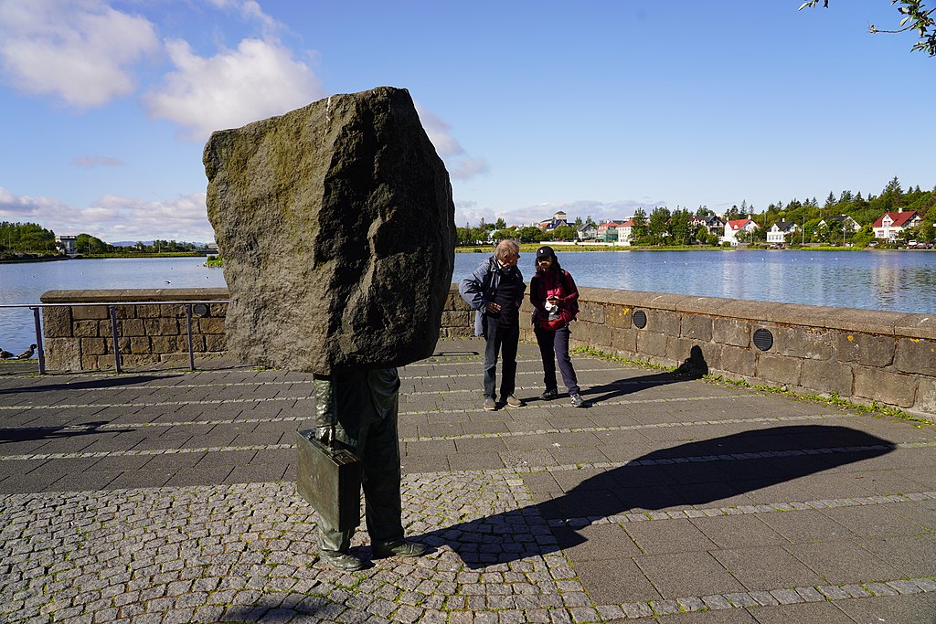 monument to the unknown bureaucrat 