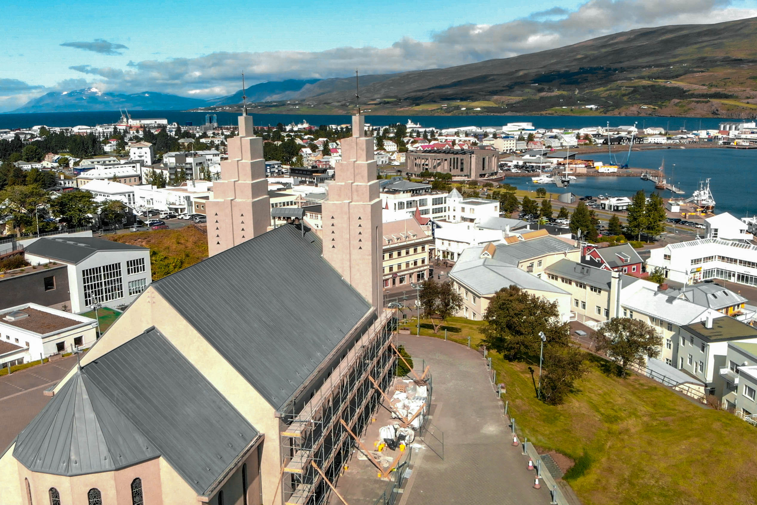 akureyri church 