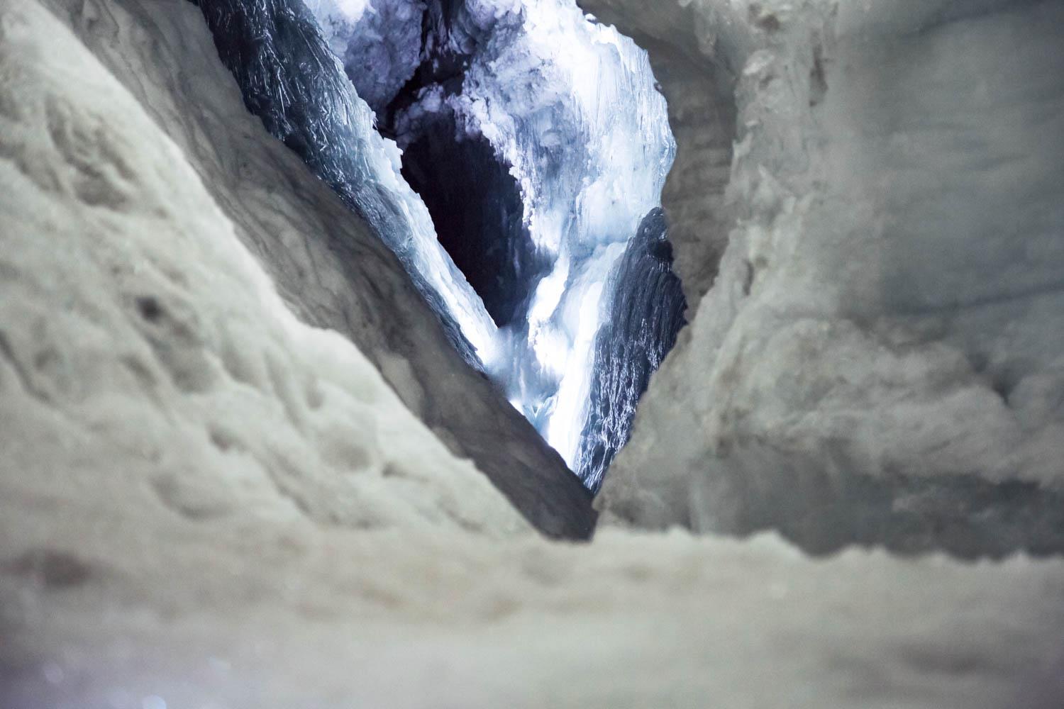 Visitors can also see a magnificent crevasse in the ice tunnel